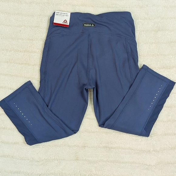 Reebok On The Run High Rise Capri - Picture 7 of 15